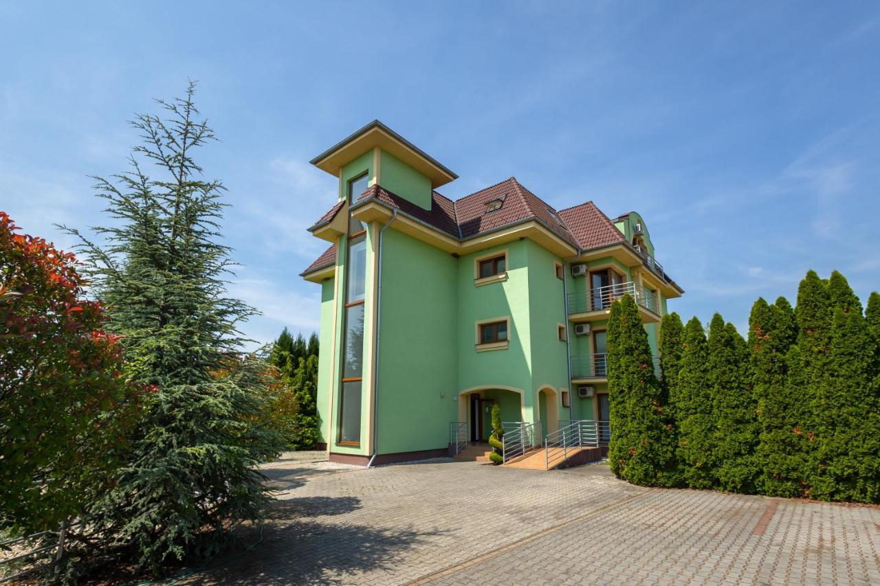 Pensionbb Veľký Meder Exterior foto
