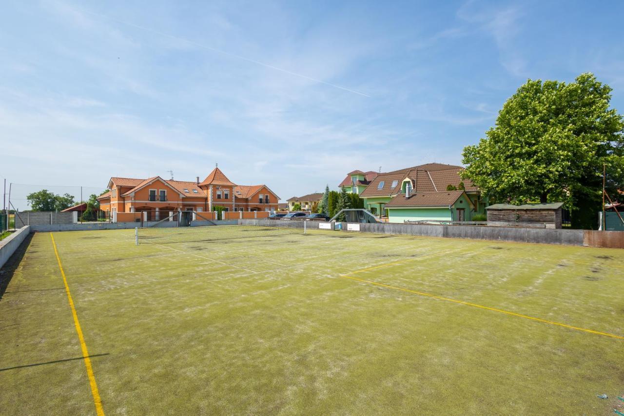 Pensionbb Veľký Meder Exterior foto